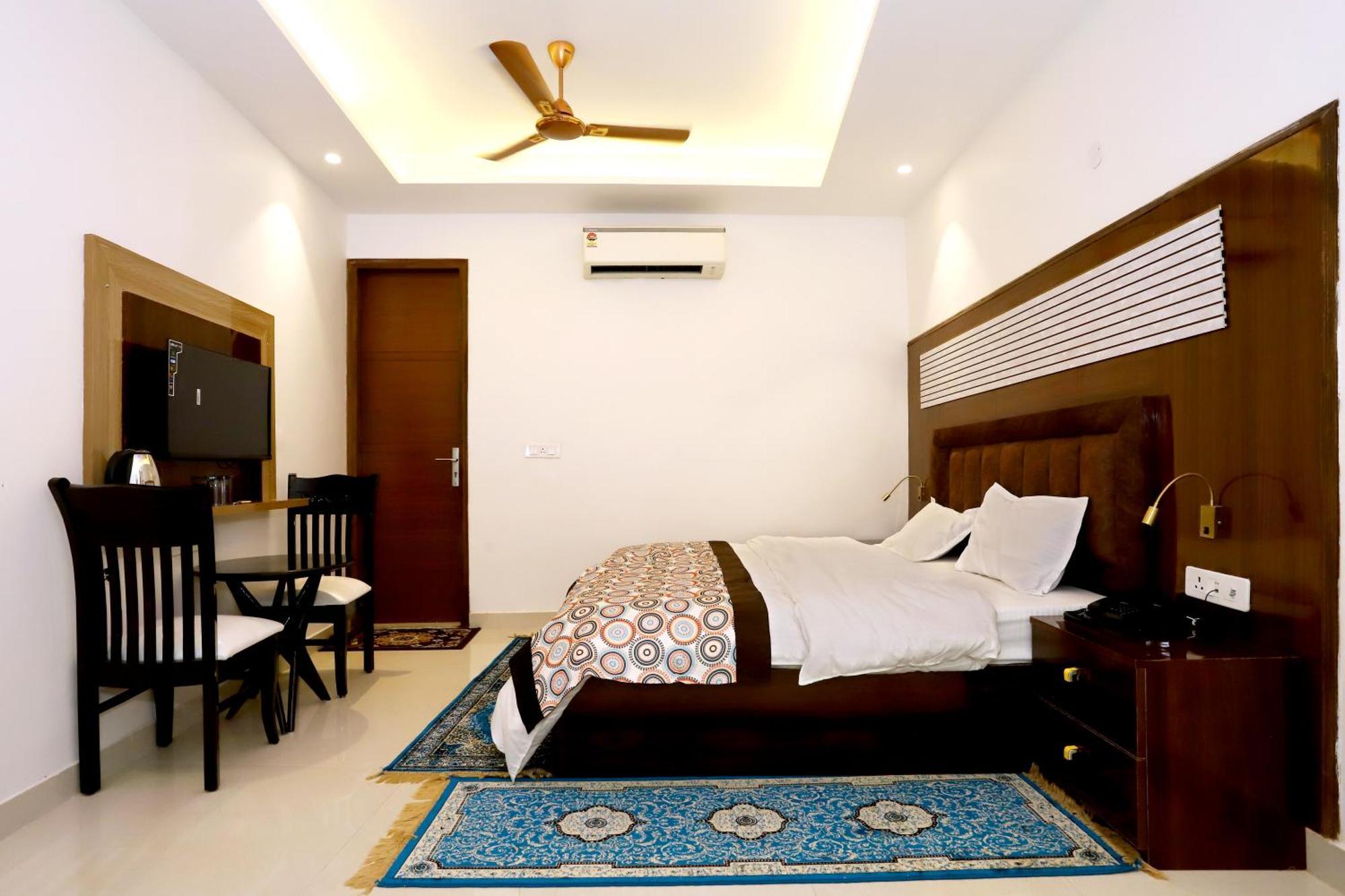 Vrindavan Guest House New Delhi Eksteriør billede